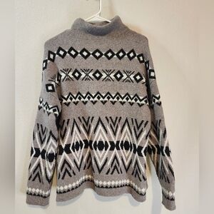 Christian Siriano New York Aztec Grey And Black Mock Neck Sweater Size Medium